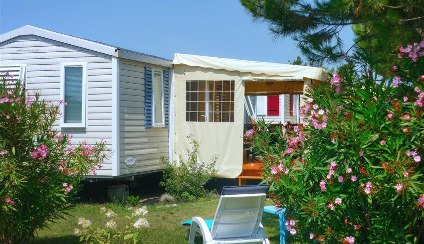 terrasse - Confort 2 chambres 10 ans - Camping ile d'Oléron - Camping La Boulinière